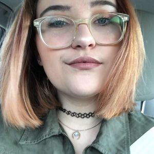 Meet your Posher, Eliana